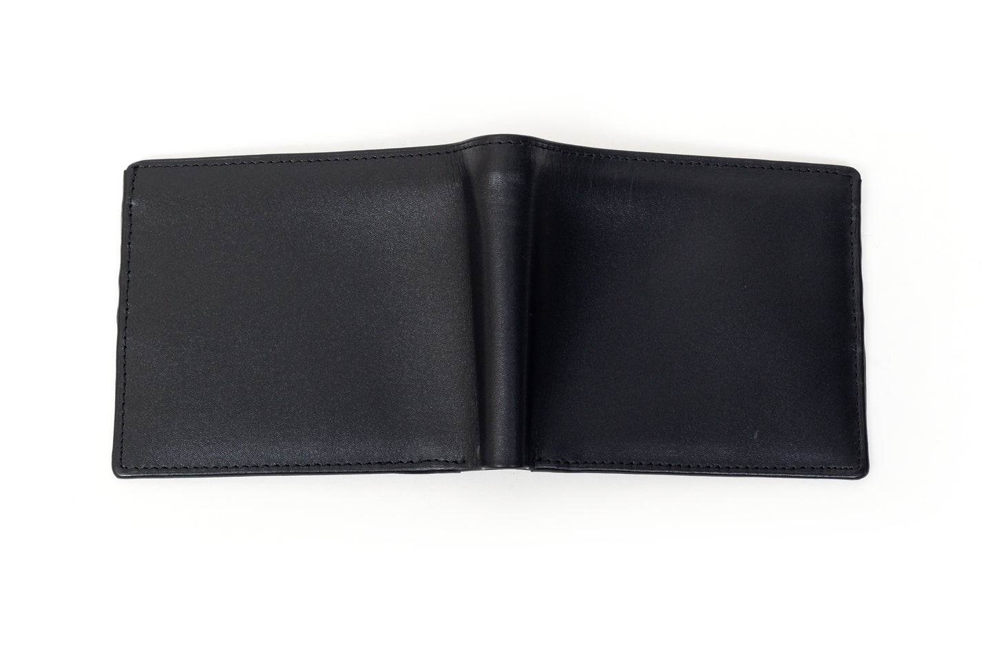 Yuri, the slim wallet.