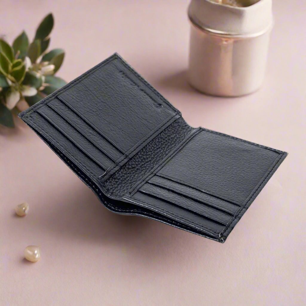 Lux card, unisex leather card holder.