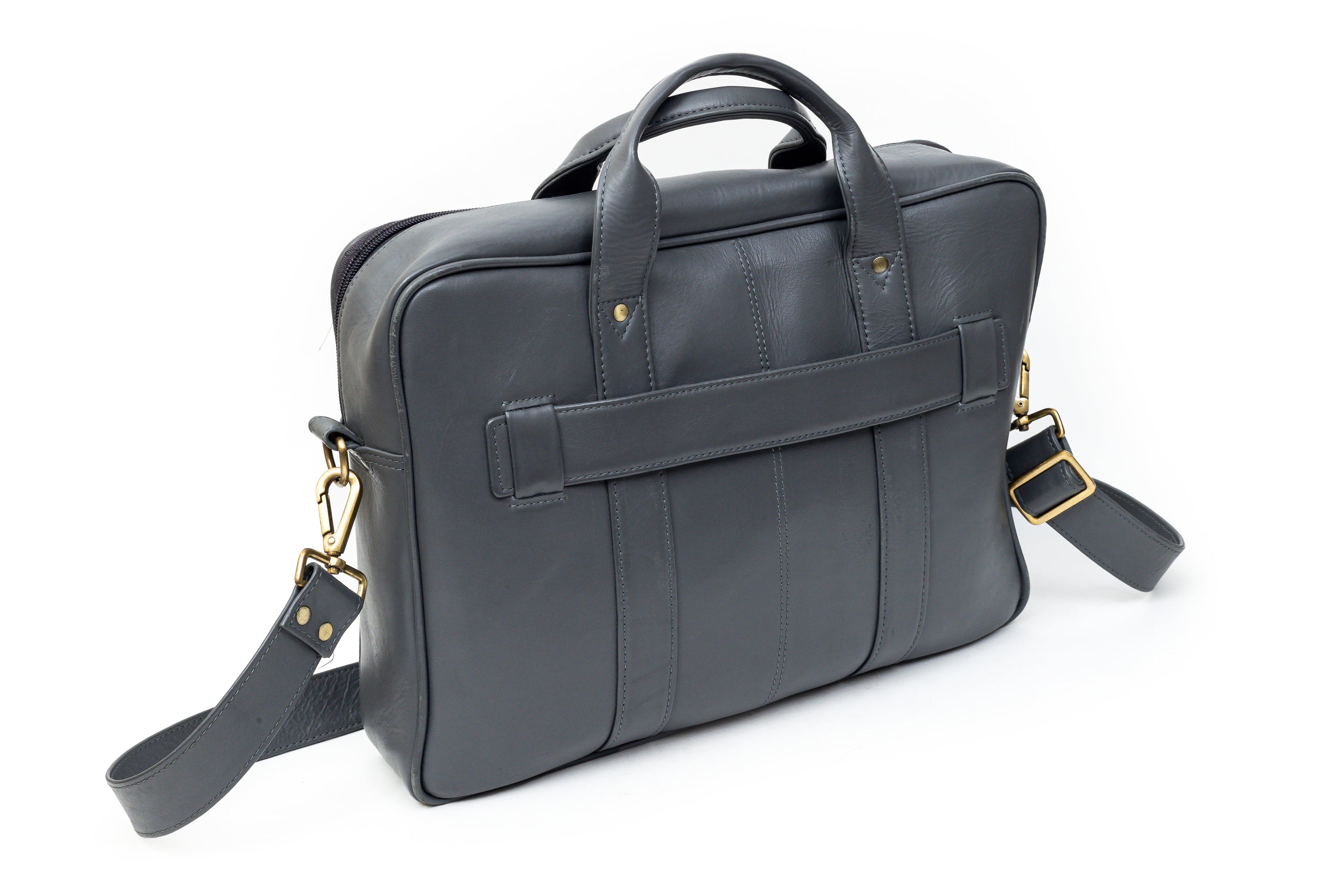 The unisex leather office/travellers bag for corporate gifting.