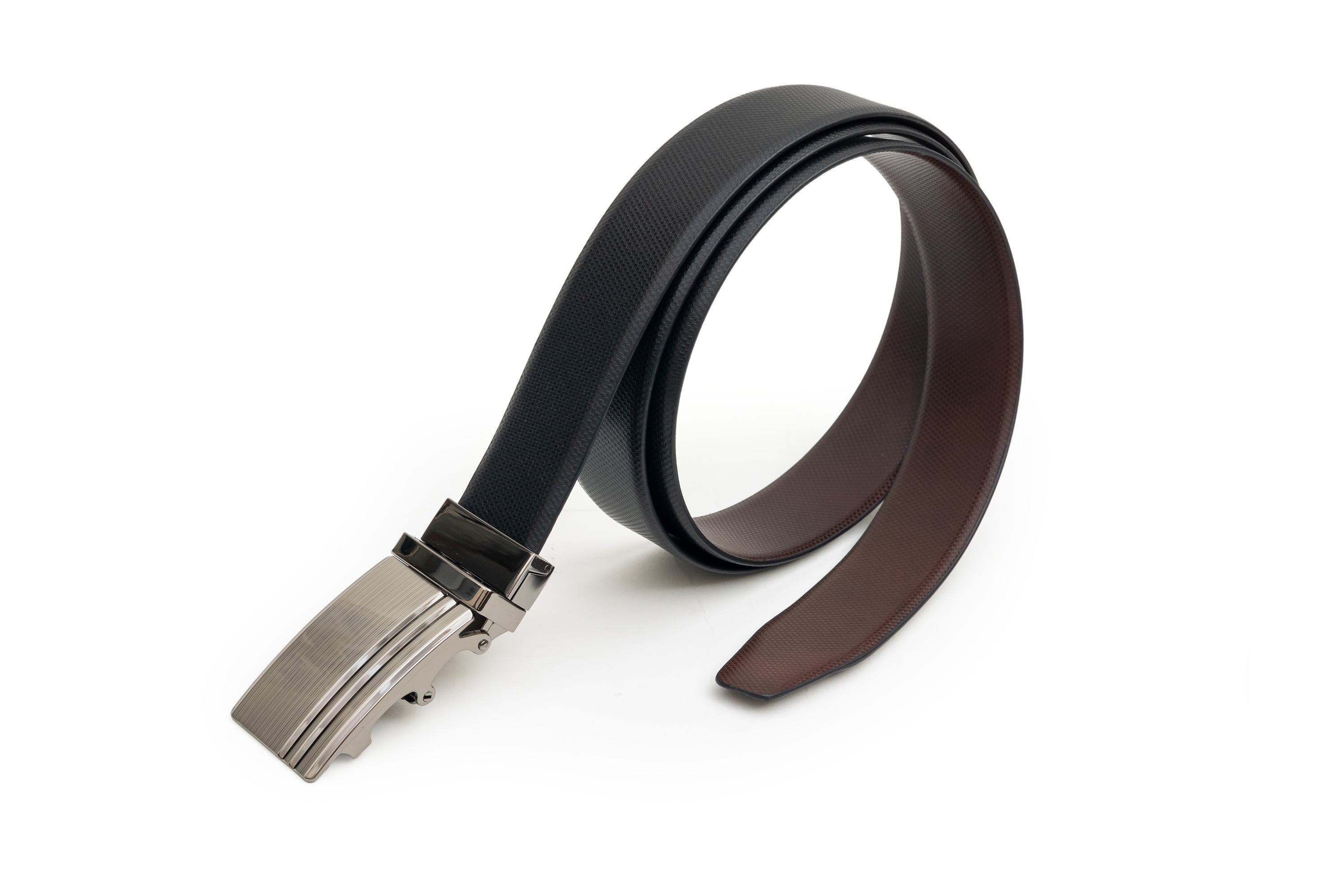 LM, the reversible leather belt with a full metal auto reversible buckle.